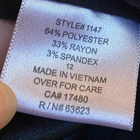 Black "NYDJ" dress pants. size 12 - Picture 8 of 9